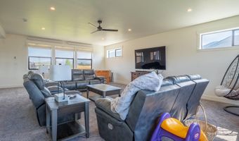 95 W FAIRCHILD St, Afton, WY 83110