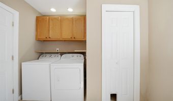 912 Greene St, Adel, IA 50003