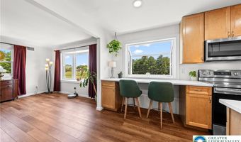 3146 Club Dr, Allentown, PA 18103