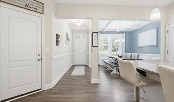 598 E L Ives Dr, Aberdeen, NC 28315