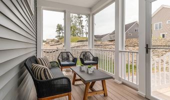 28 The Cliffs At Evergreen Cliffside Dr, Auburn, NH 03032