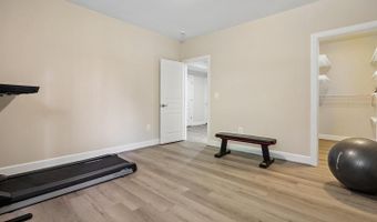 6685 JESSAMINE Ct, Annandale, VA 22003