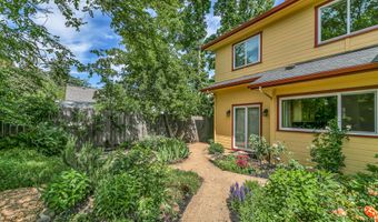 700 Clay St, Ashland, OR 97520