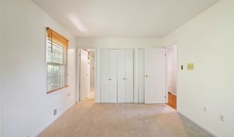 8502 WOODBINE Ln, Annandale, VA 22003