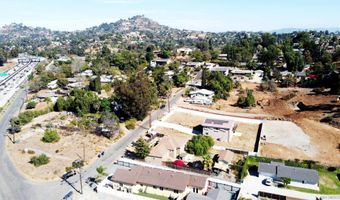 Echo Dr unit 46 46, La Mesa, CA 91941