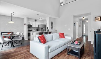 6809 Meadow Ln, Middleburg Heights, OH 44130
