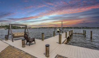 99 Holly Ln, Bayville, NJ 08721