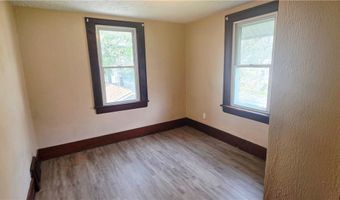 147 Brighton Dr, Akron, OH 44301