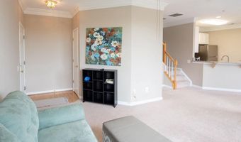 1819 KENWOOD Ave 303, Alexandria, VA 22302