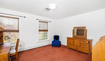 20 YEGER Dr, Allentown, NJ 08501