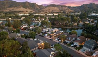 30729 Lakefront Dr, Agoura Hills, CA 91301