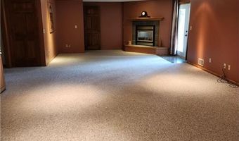 1688 Chatham Ave, Arden Hills, MN 55112