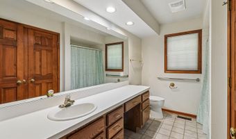 41924 N Tammi Ter, Antioch, IL 60002