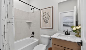 8 E Garfield Ave, Atlantic Highlands, NJ 07716
