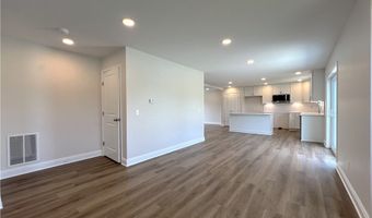 122 Winterbrook Dr, Amherst, NY 14228