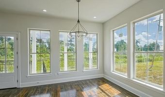 633 COUGAR Dr, Arabi, LA 70032