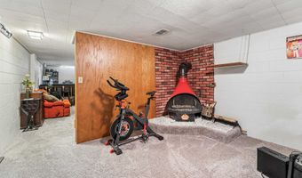 1413 E PERSHING St, Appleton, WI 54911