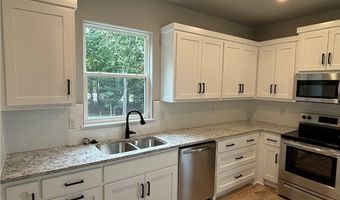 7 Prestwick Ln, Bella Vista, AR 72715