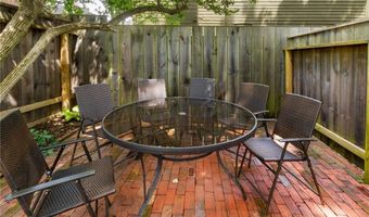 26 Thames St, Newport, RI 02840