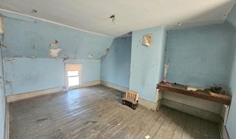 444 E 8th St, Baxter Springs, KS 66713