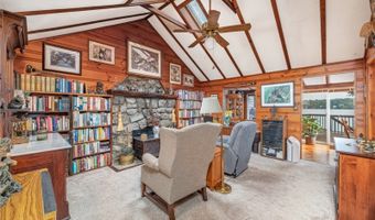 2100 Lakeside Dr, Alloway, NJ 07422