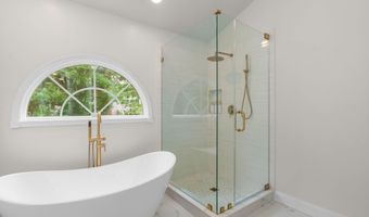 10023 STERLING Ter, Rockville, MD 20850