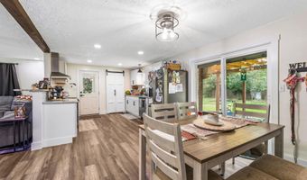 102 W Sims Ave, Albertville, AL 35950