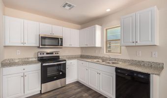 8500 W CORONADO Dr, Arizona City, AZ 85123