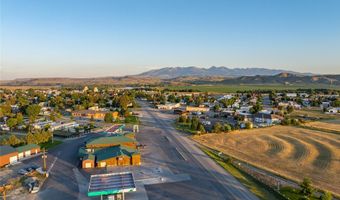 228 Big Timber Loop Rd Hwy, Big Timber, MT 59011