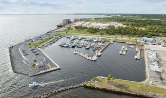 266 Dockside Dr, Port St. Joe, FL 32456