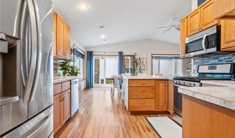 315 Fairgrounds Rd 104, Alexandria, MN 56308