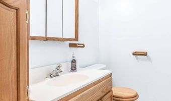 834 NE 11th St, Bend, OR 97701