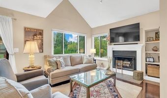 2003 Audubon Dr, Ann Arbor, MI 48103