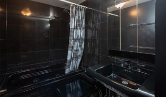 2499 Kapiolani Blvd 3004, Honolulu, HI 96826
