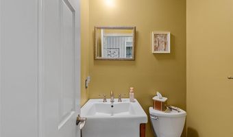 307 Blue Ridge Place Ct, Ballwin, MO 63011