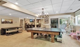 5007 Rockhaven Dr, Clarence, NY 14031