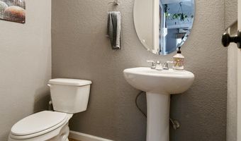 1335 W STRAFORD Dr, Chandler, AZ 85224