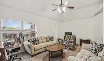 828 Sunflower Ct, Aledo, TX 76008