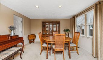 965 Woodlyn Dr N, Anderson Twp., OH 45230