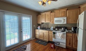 131 Lansworth Dr, Austinville, VA 24312