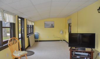 87 Middle Rd, Augusta, ME 04330