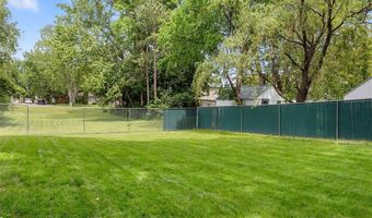 121 Brown Ave S, Annandale, MN 55302