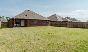 221 Palm St, Bentonville, AR 72713