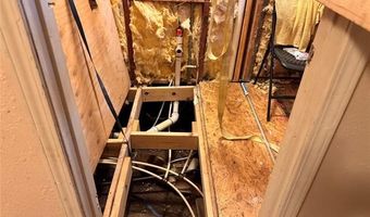 1114 Comet, Ardmore, OK 73401