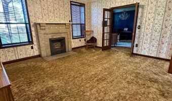 211 S 5th Ave, Amory, MS 38821