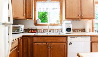142 Church St, Alexandria Bay, NY 13607