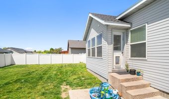 4877 Sabrina, Chubbuck, ID 83201