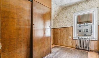 125 W 13TH St, Bayonne, NJ 07002
