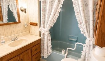 2607 W Chestnut Ave, Altoona, PA 16601