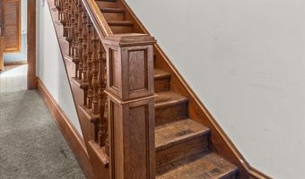 227 North Ave, Burlington, VT 05401